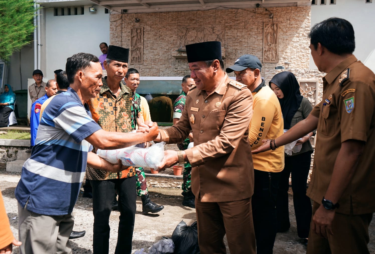 Harkannas 2024, Plt Gubernur Bengkulu Dorong Konsumsi Ikan untuk Generasi Emas