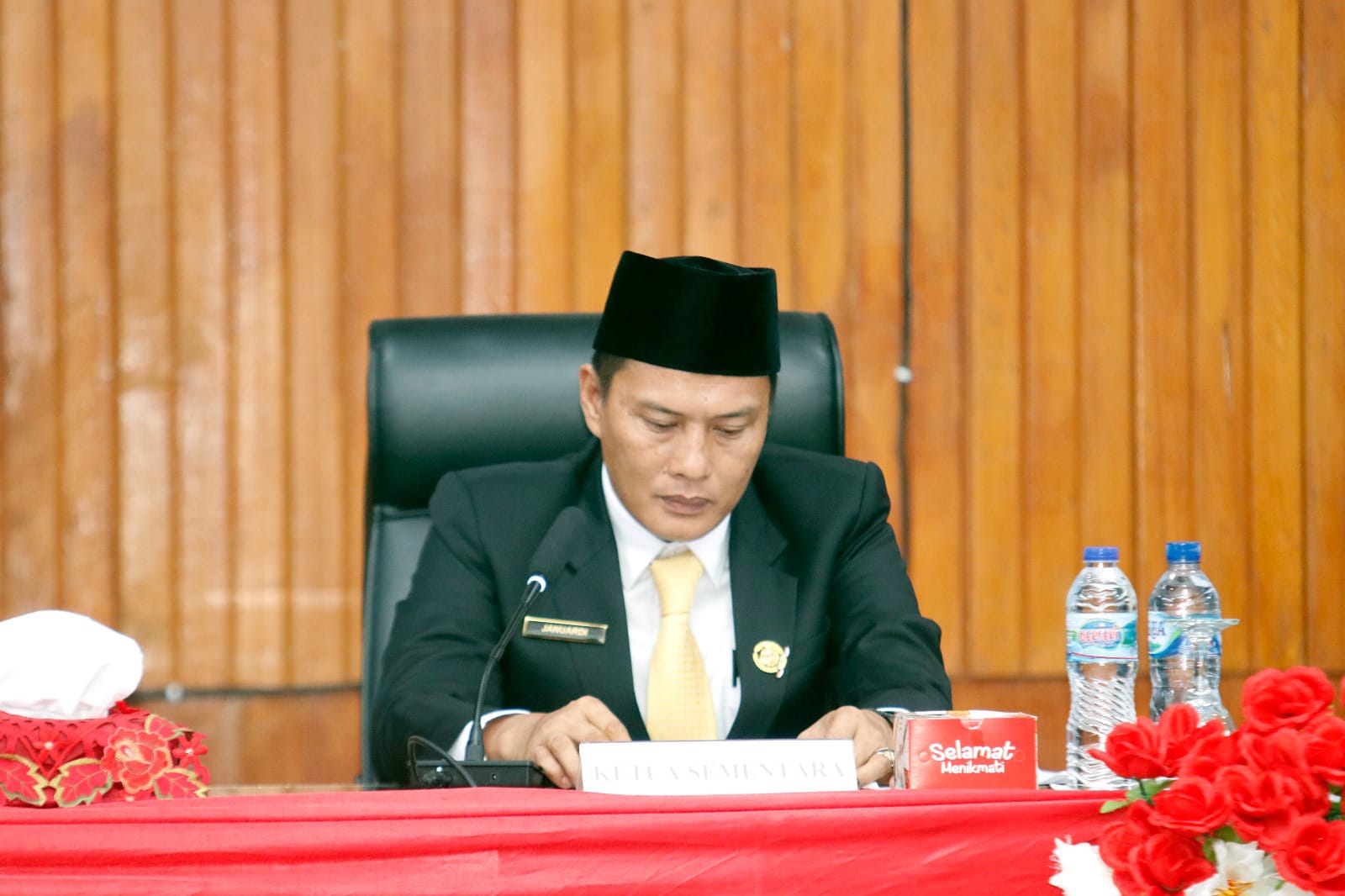 Dewan Dukung Penuh Program 100 Hari Kerja Bupati Kaur