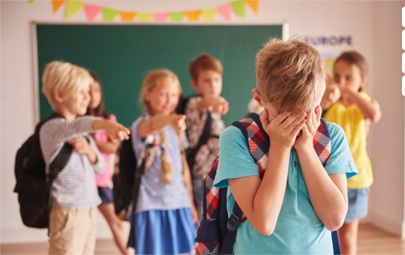 Si Kecil Dibully di Sekolah? Ini Cara Ampuh Membekalinya agar Tangguh dan Percaya Diri