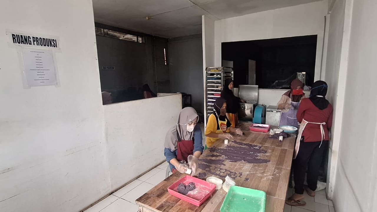 Berkat BRI, Perempuan Tangguh Ini Dirikan Kelompok Wanita Tani di Kaki Gunung Ciremai