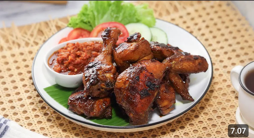 Resep Ayam Bakar Kecap Sambal Terasi Ala Chef Rudy Choirudin, Cocok Jadi Ide Jualan