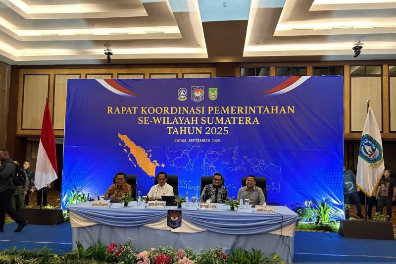 Rakor Pemerintahan se-Sumatera 2025 Digelar di Batam, Mendagri Tito Beri Arahan Penting