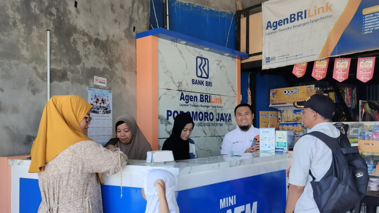 AgenBRILink Dekatkan Akses Layanan Keuangan bagi Petani di Kabupaten Gowa