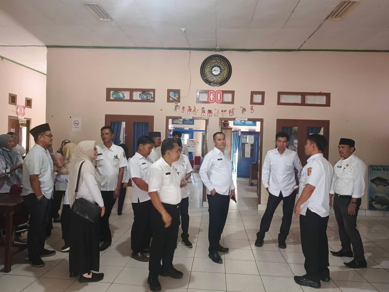 Hari Pertama Kerja Pasca Lebaran, Wabup Mukomuko Sidak OPD dan Cek Disiplin ASN