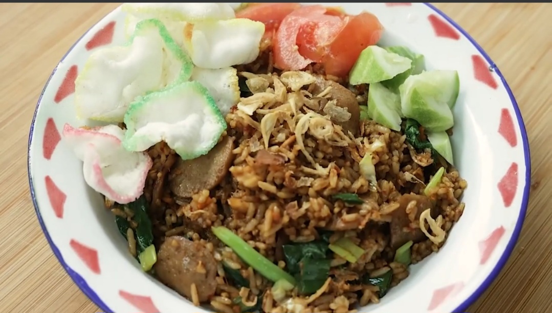 Resep Nasi Nasi Goreng Tek Tek Ala Chef Devina Hermawan, Begini Cara Membuatnya