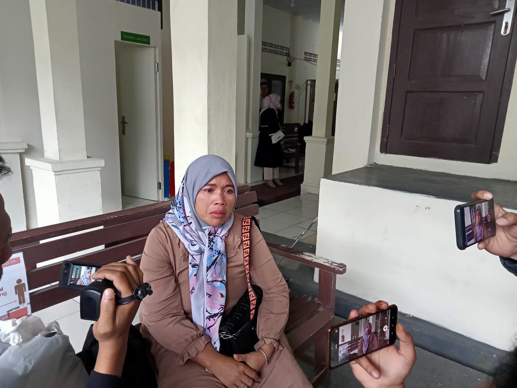 Pembunuh Istri Dihukum 12 Tahun Penjara, Ibu Korban: 'Saya Tak Terima Pak Hakim'