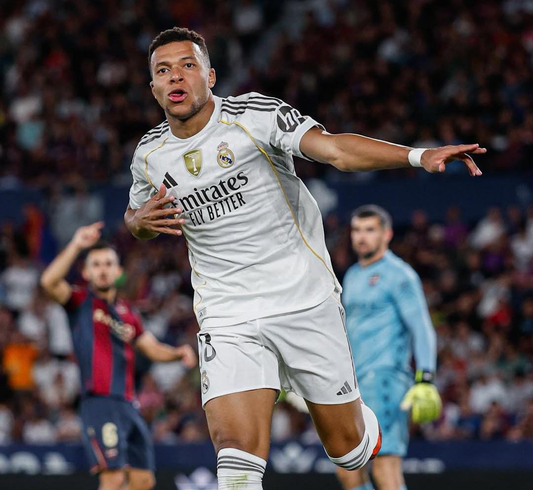 Mbappe Borong Dua Gol, Los Blancos Tak Terbendung di Valencia