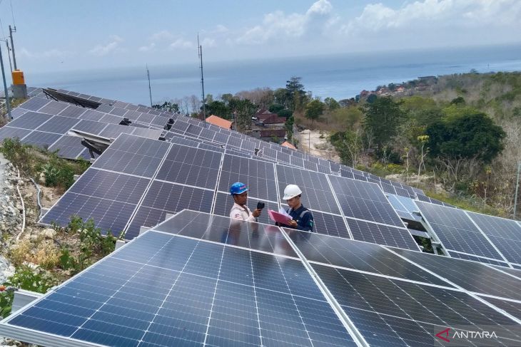 Menyeimbangkan Antara Pemajuan Ekonomi dan Transisi Energi