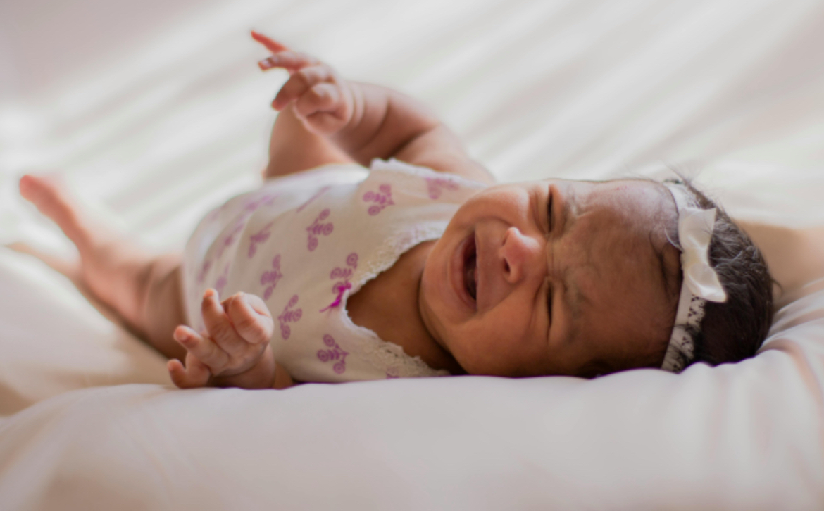 Bagaimana Mengatasi Kolik pada Bayi? Ini Penyebab, Gejala, dan Tips Mengatasinya