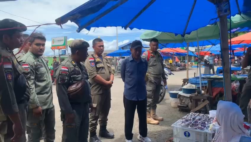 Pedagang Pasar Minggu KZ Abidin Diminta Segera Pindah ke Lapak Resmi