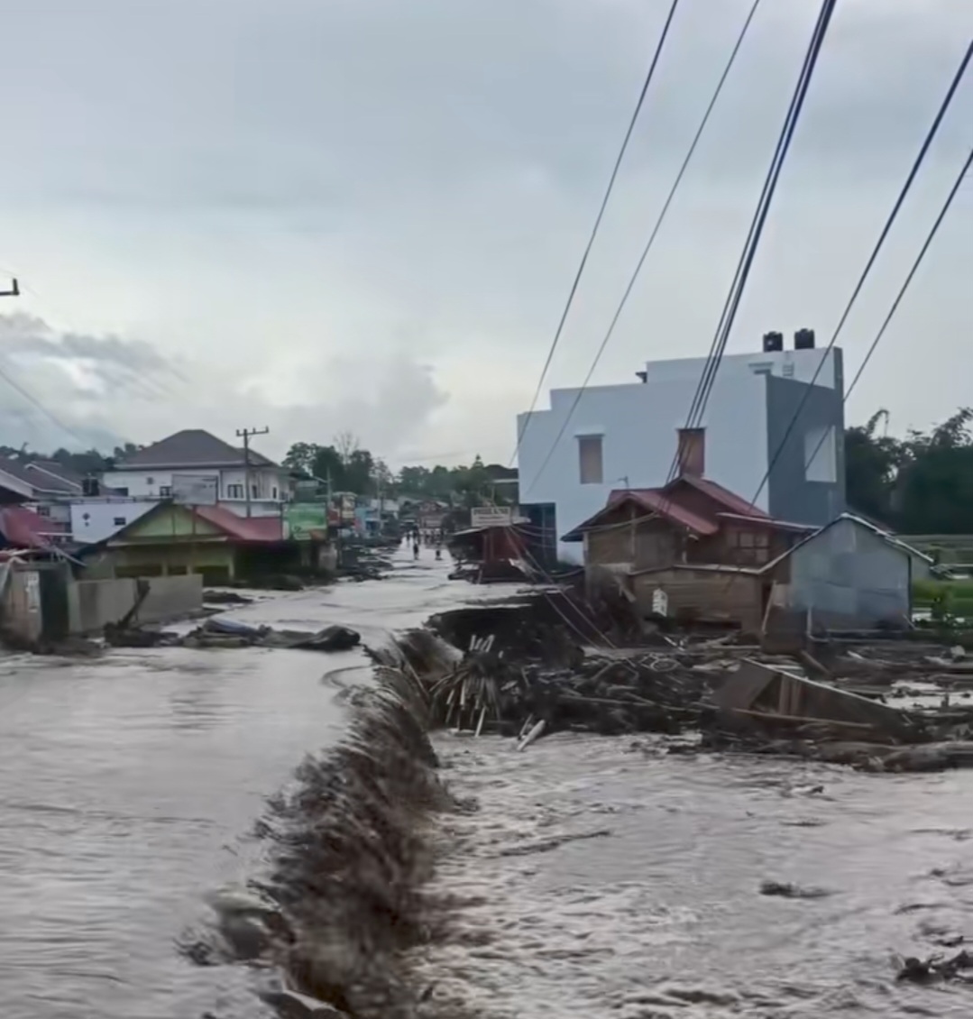 Terindikasi 15 Orang Meninggal Dunia Akibat Terjangan Banjir Lahar Dingin Sumatera Barat