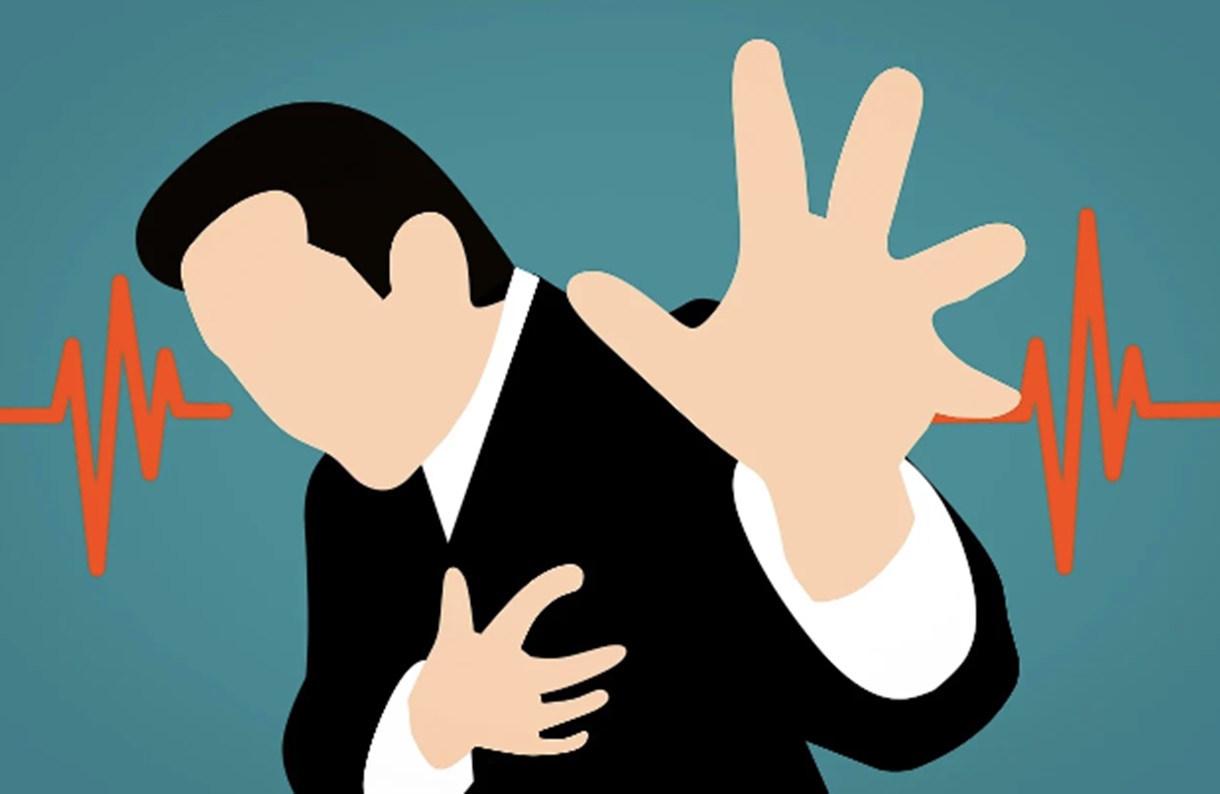 5 Penyebab Nyeri di Dada Bagian Tengah, Ternyata Bukan Hanya Penyakit Jantung Lho !