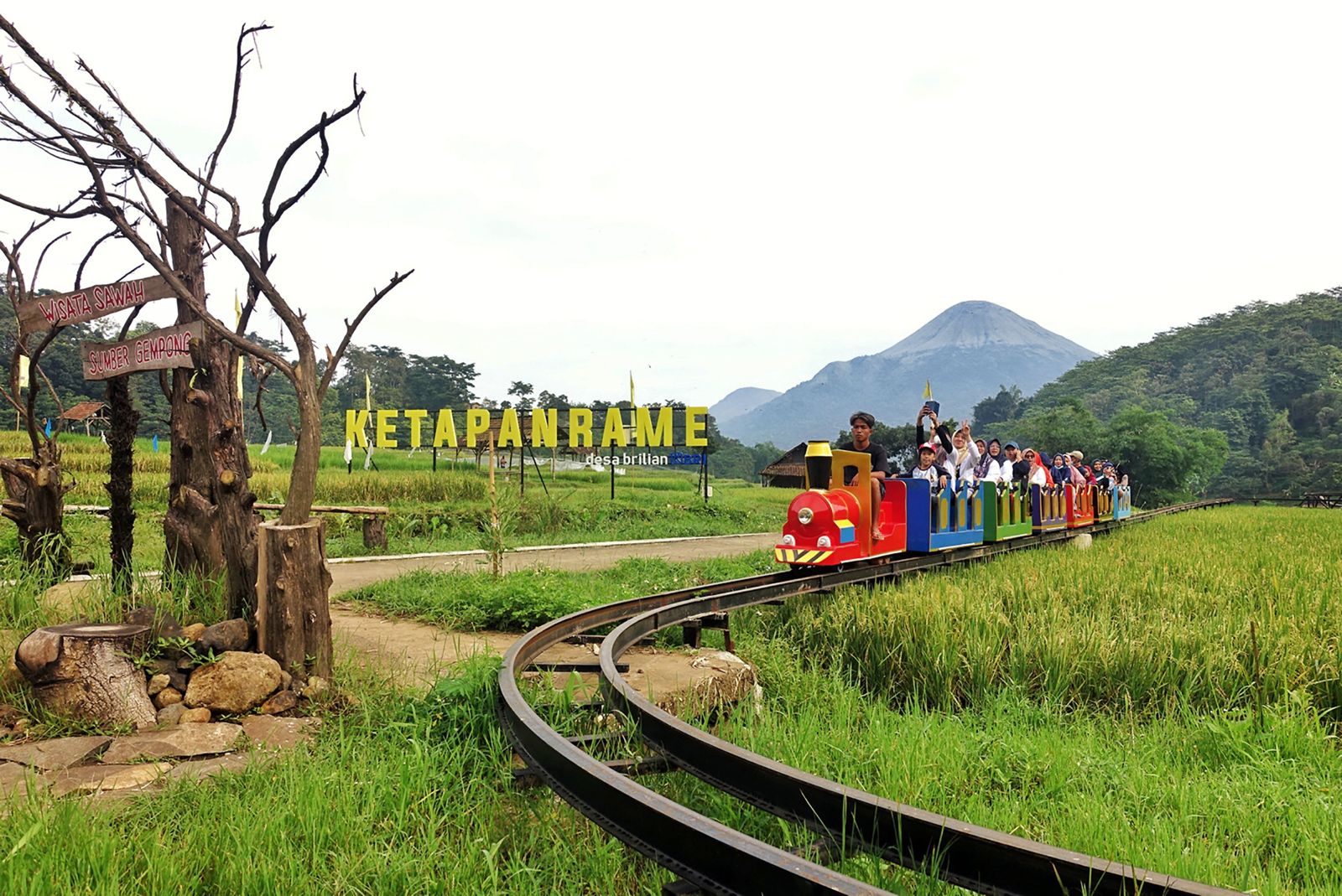 BRI Kembali Gelar Program Desa BRILian 2025, Dukung Asta Cita Pemerintah Membangun dan Memberdayakan Desa