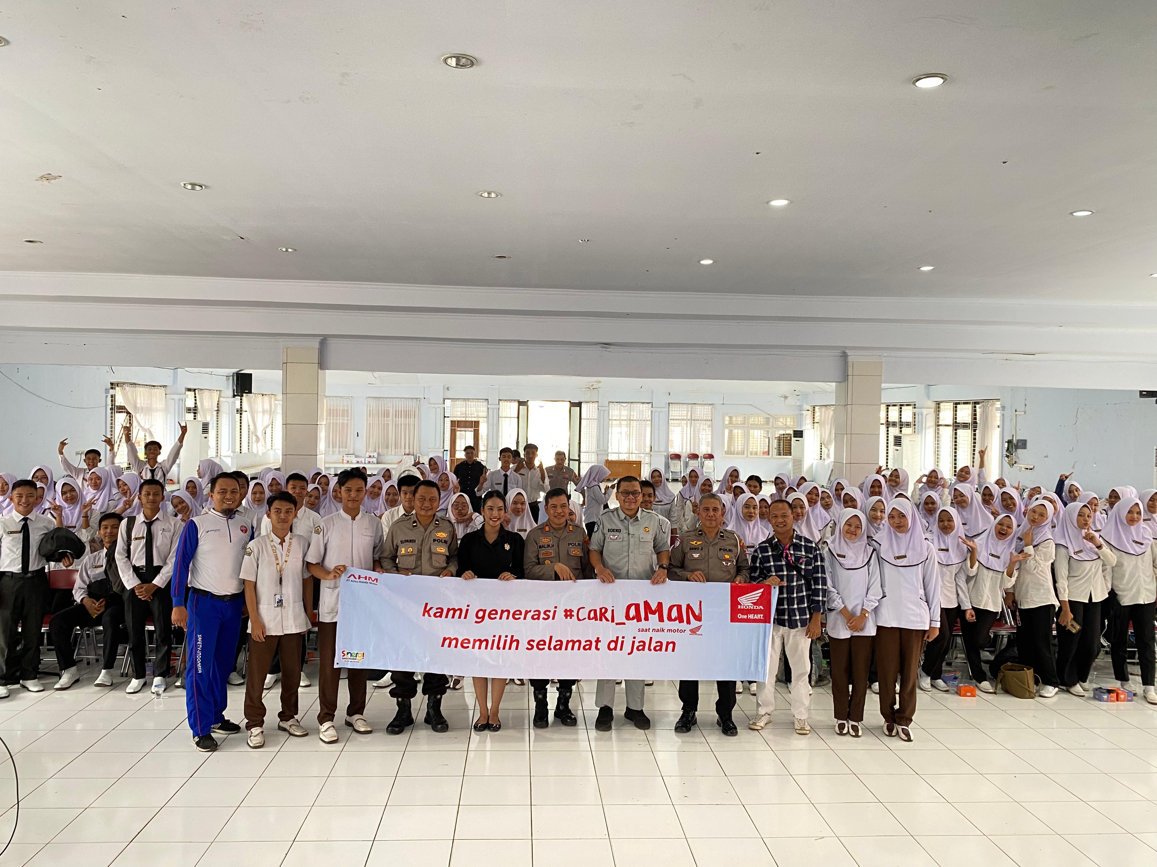Astra Motor Gelar Seminar #Cari_Aman di Universitas Bengkulu, Angkat Tema 'Di Jalan Fokus, Kuliah Mulus'