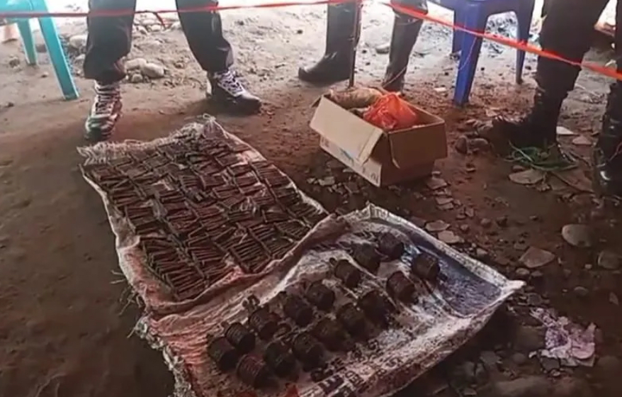 Ditemukan 16 Granat Aktif di Lokasi Pengungsian Erupsi Gunung Lewotobi Laki-Laki