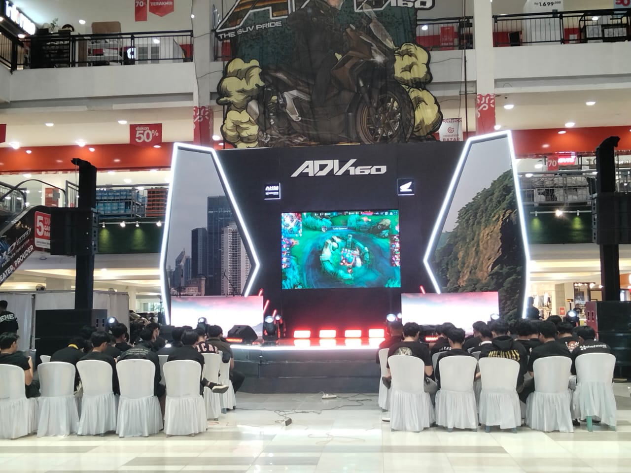 Serunya Mobile Legends Competition di Launching Honda New ADV160 di Bencoolen Mall