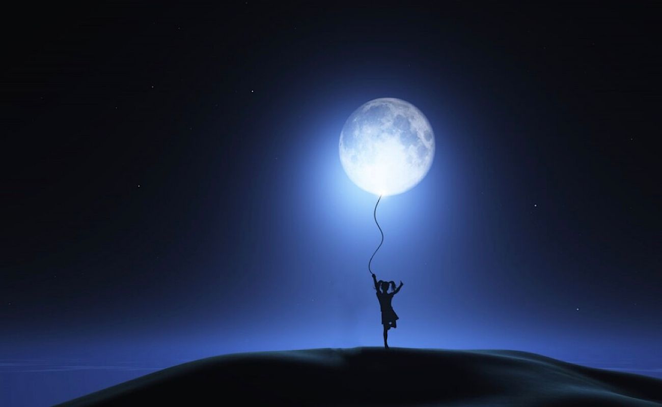 Makna Mimpi Bulan Purnama: Apakah Tanda Baik atau Buruk?