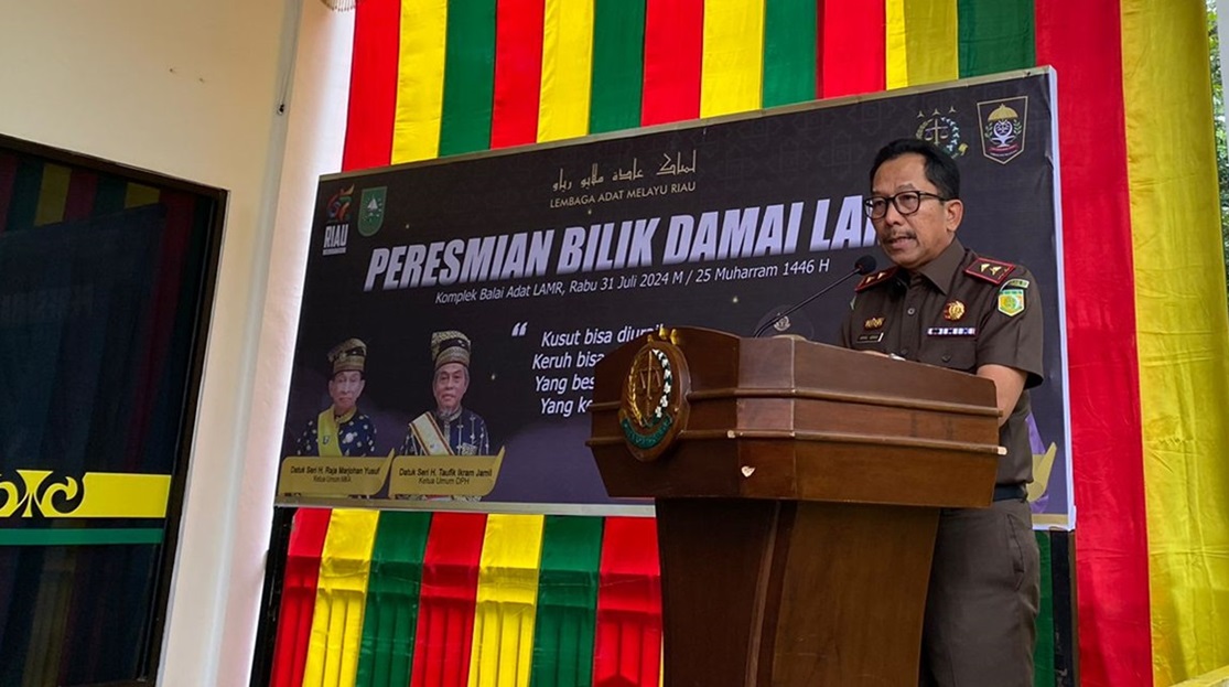 Mengedepankan Kearifan Lokal, Bilik Damai Lembaga Adat Melayu Riau (LAMR) Diresmikan