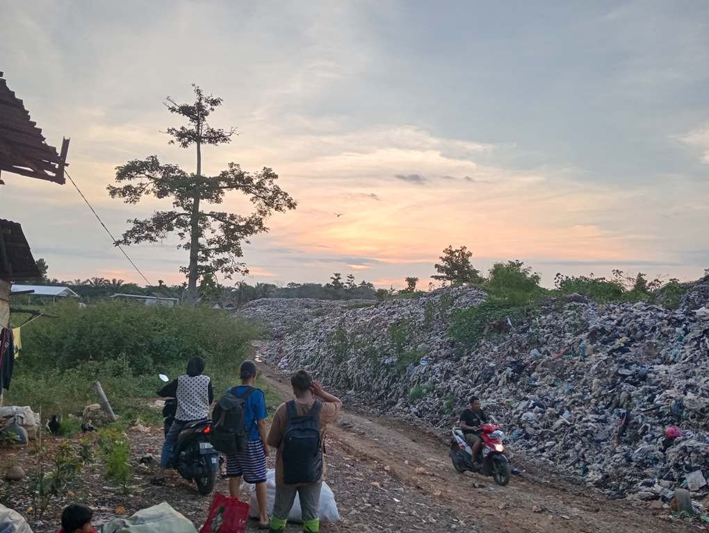 Gerakan Bengkulu Bisa dan Bank Sampah Jadi Solusi Atasi Sampah di TPA Air Sebakul