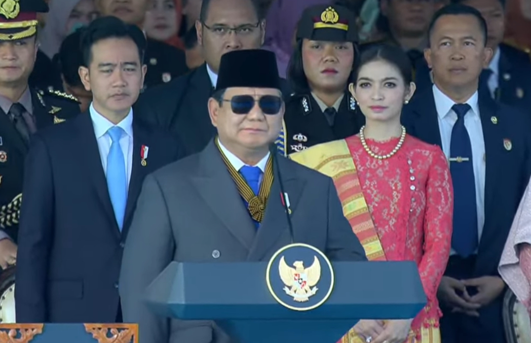 Presiden Prabowo Pimpin Upacara Bhayangkara ke-79, Parade Nusantara hingga Robot Canggih Warnai Monas