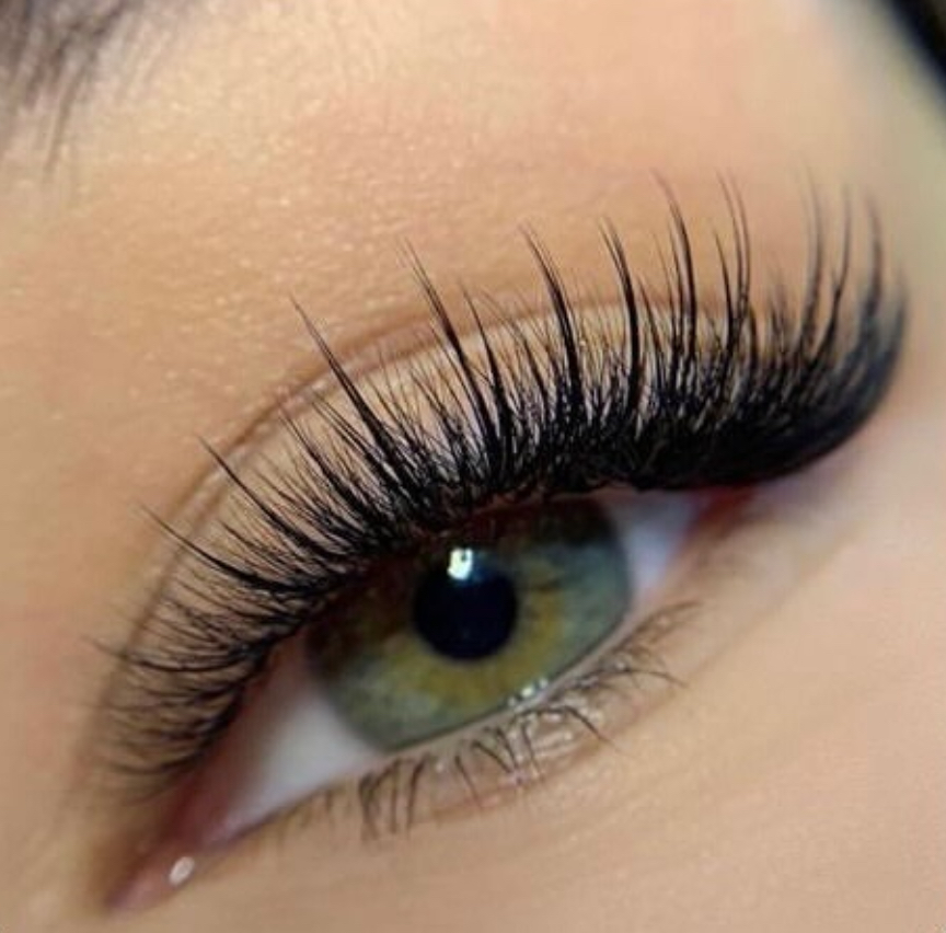 Hukum Eyelash Extension untuk Mempercantik Diri di Idul Fitri, Bolehkah?