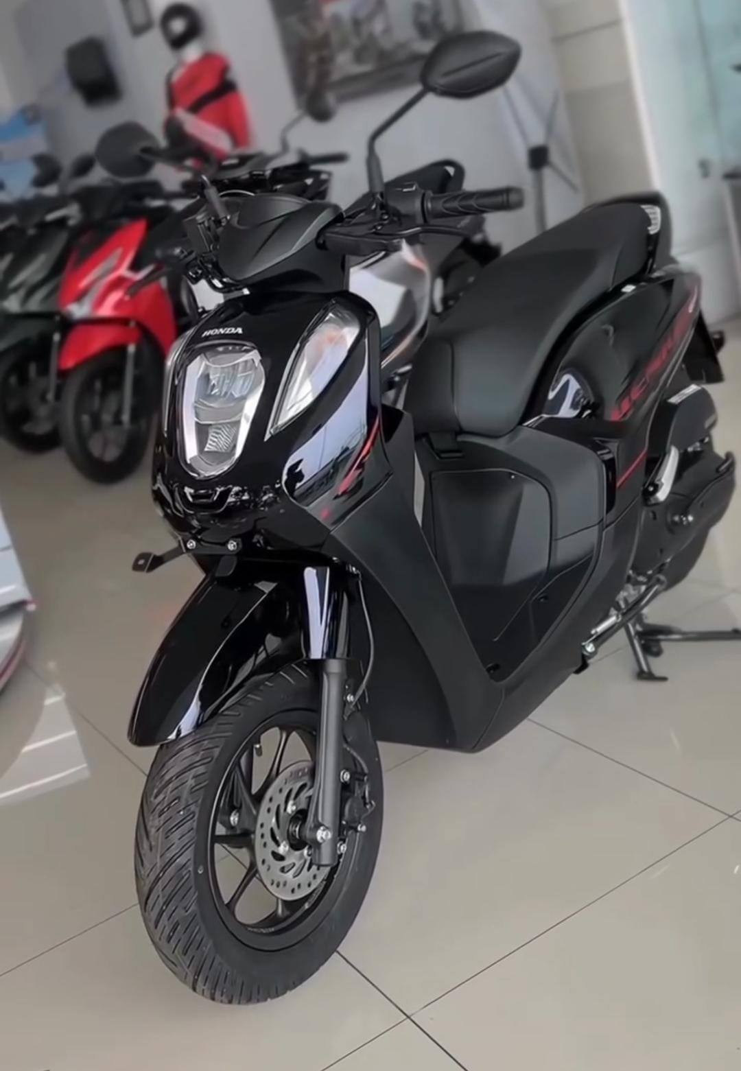 Stylish dan Lincah di Jalan Padat, Ini Alasan Honda Genio Jadi Sahabat Andalan Kaum Muda Perkotaan