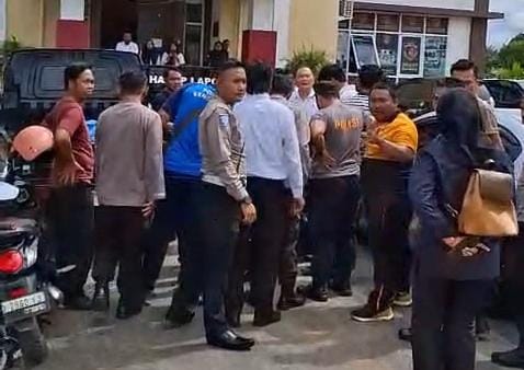 Nekat! Pengendara Bersenjata Tajam Serang Polisi Saat Razia di Bengkulu Tengah