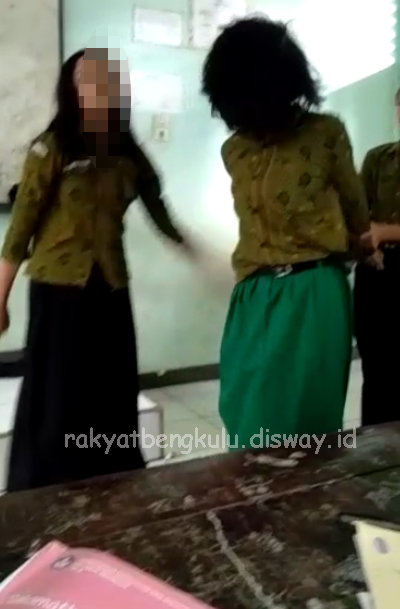 Video Bullying Siswi  Bengkulu Utara Menyebar, Polisi sampai Turun Tangan
