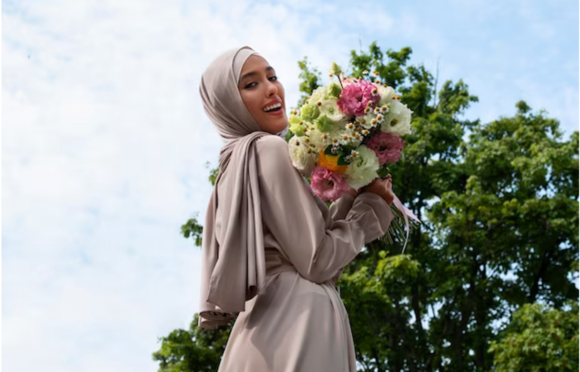 Untuk Wanita Islam Wajib Tahu! Ini Larangan Islam Terkait Perbuatan Mempercantik Diri