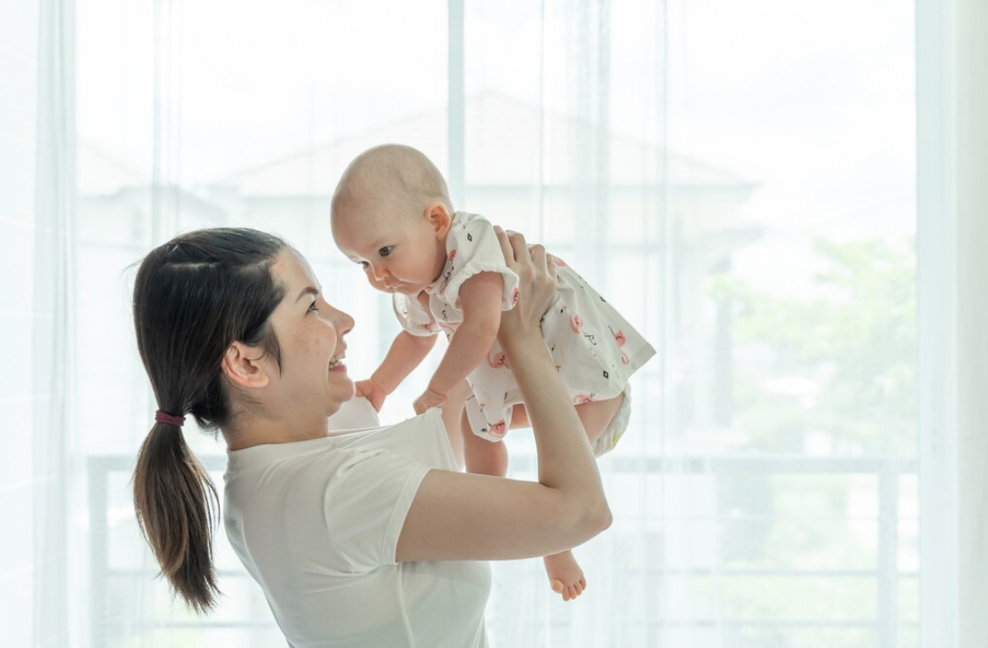 Pentingnya Kesehatan Mental Ibu dan Bayi! Tips Mengatasinya