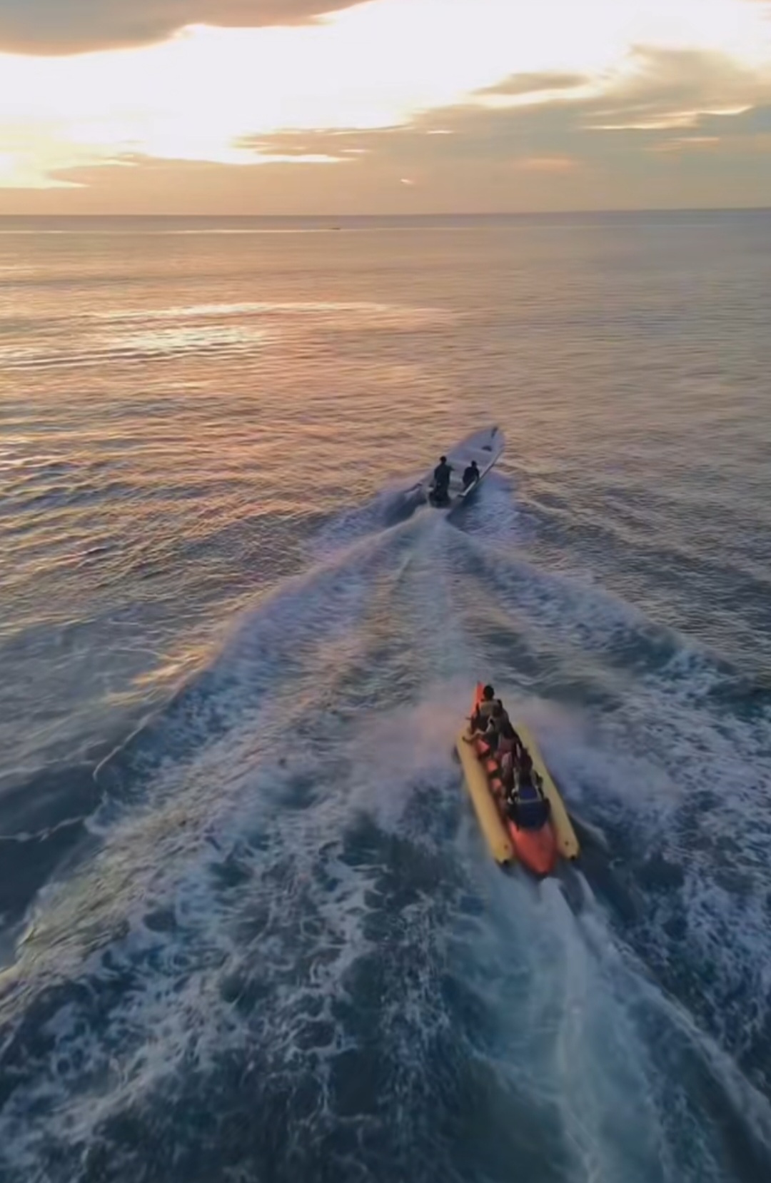 Banana Boat Jadi Pilihan Wisata Berbeda di Kota Bengkulu