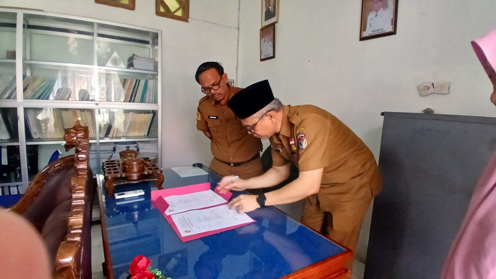 Winarno Rangkap Jabatan, Kini Pegang Kendali DLH Mukomuko: Isu Sampah Jadi Sorotan