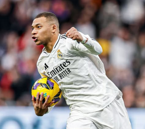 Real Madrid Guncang Bernabeu! Kemenangan 4-1 Bawa Los Blancos Rebut Kembali Puncak Klasemen La Liga