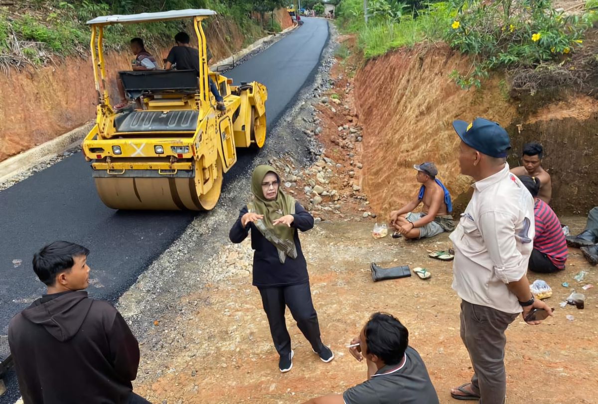 Ratusan Kilometer Jalan Aspal Hotmix Dibangun dalam 3,5 Tahun, Prioritas Pemkab Mukomuko Permudah Akses Warga