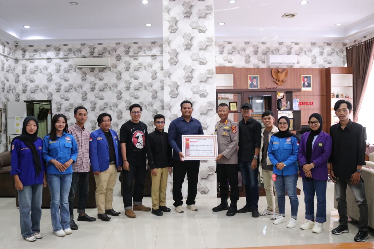 Kapolresta Bengkulu Dianugerahi Gelar Sahabat Mahasiswa oleh OKP dan BEM