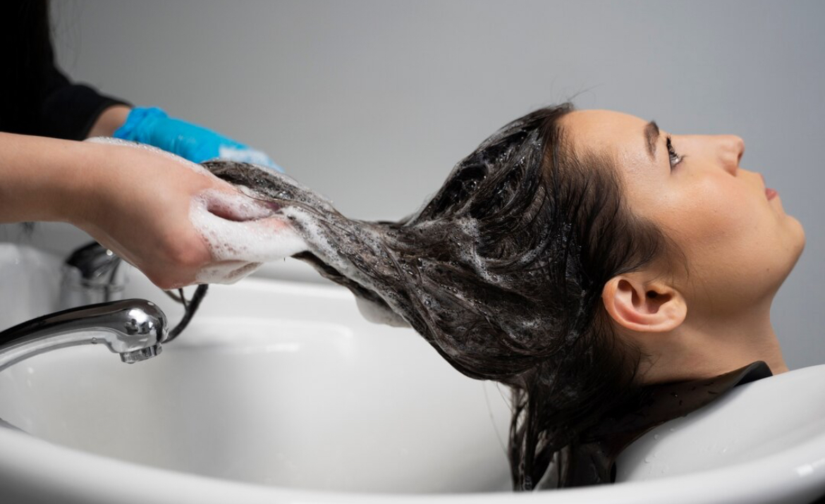 Tips Merawat Rambut Agar Tetap Sehat dan Berkilau, Ini Panduan Lengkap untuk Rambutmu!