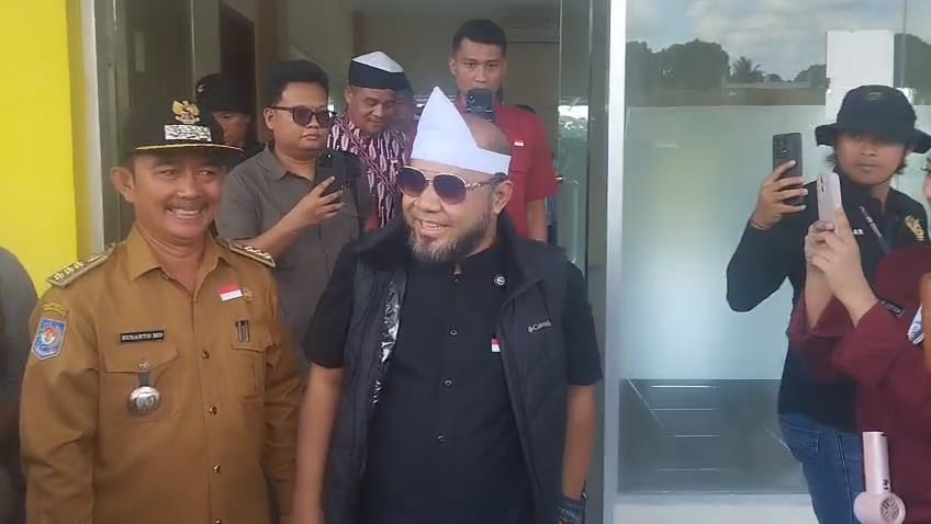 Dari Janji Jadi Bukti, Gubernur Helmi Hasan Resmi Berkantor di Pulau Enggano