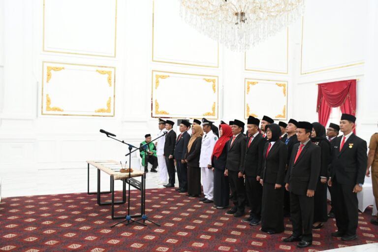 Pemkot Bengkulu Mutasi 37 Pejabat Eselon III dan IV, Wujudkan Penyegaran Baru