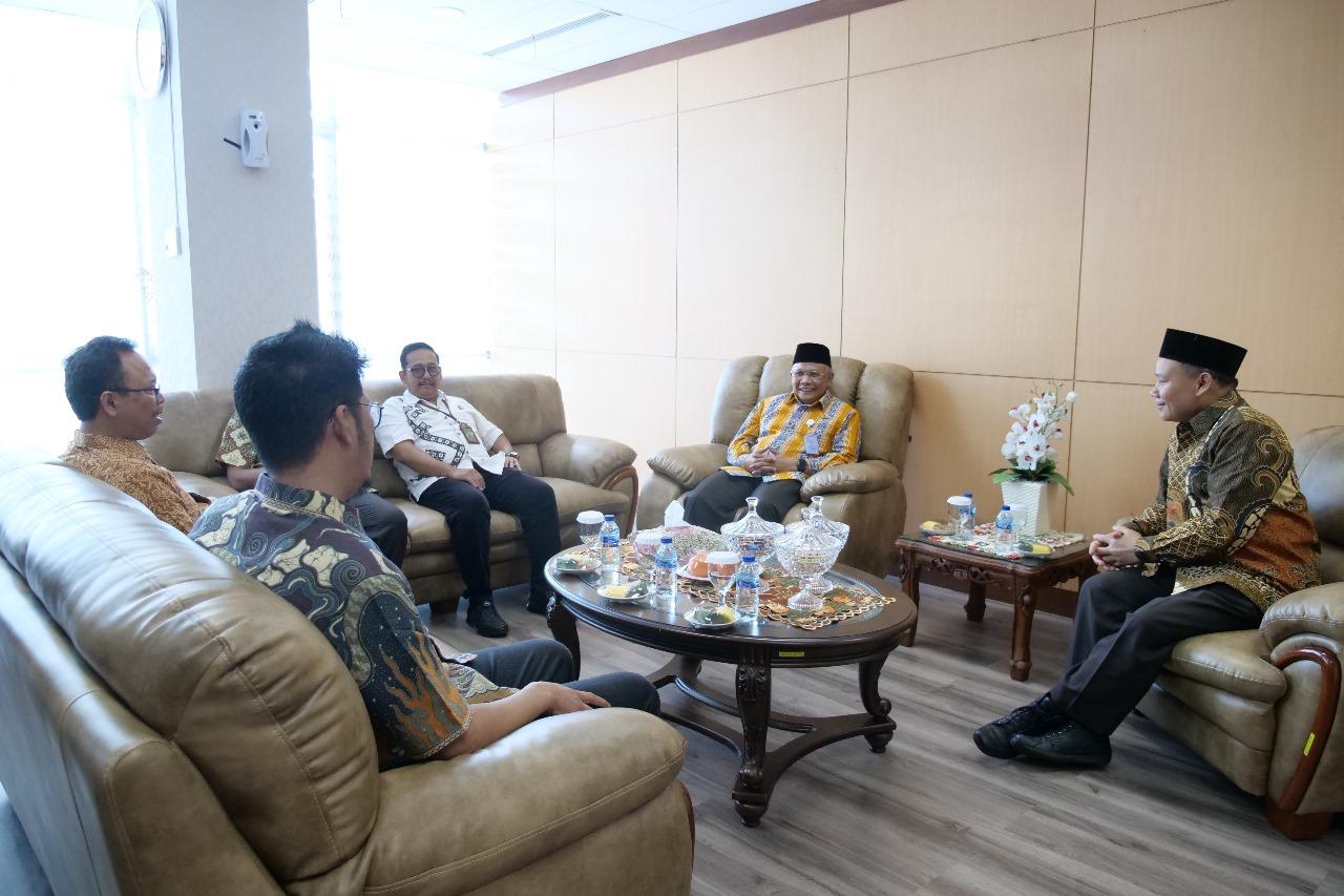 Pererat Hubungan Kerja, Kajati Bengkulu Kunjungi BPK RI Perwakilan Bengkulu