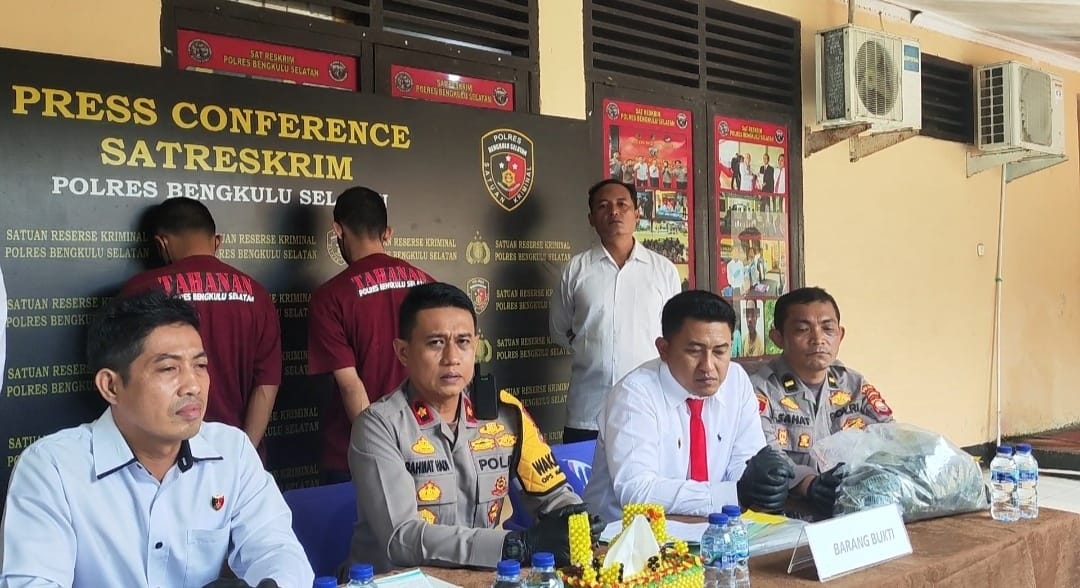 Polres Bengkulu Selatan Tegaskan Larangan Bawa Senjata Tajam untuk Cegah Kericuhan