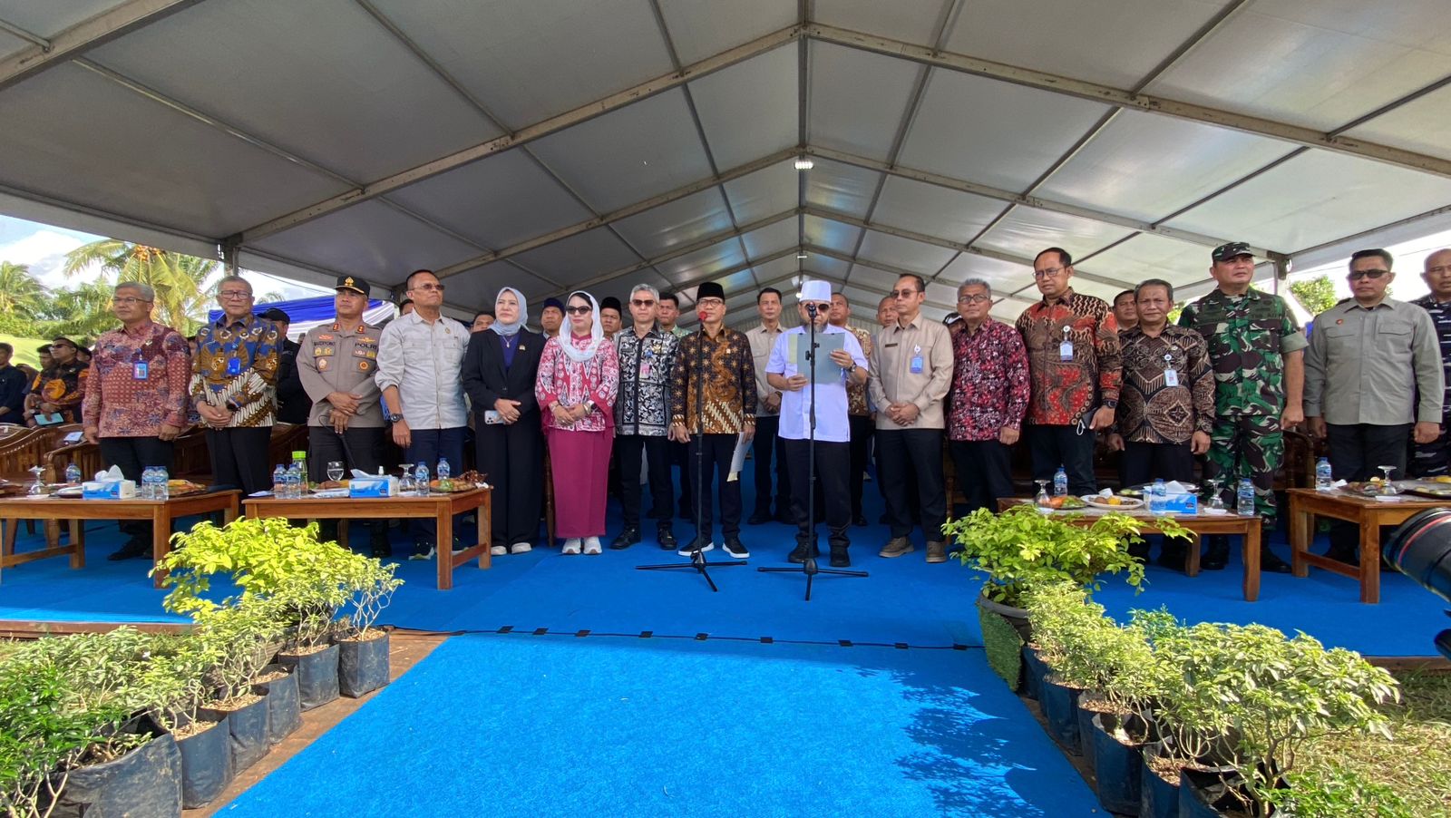 Bupati Seluma Dorong Desa Mandiri, Ajak Warga Sukseskan Gotong Royong Membangun Desa