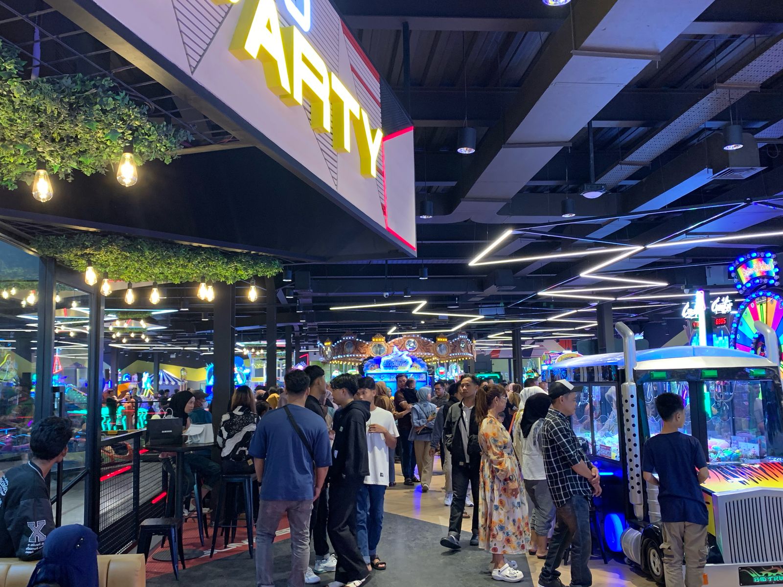 Kunjungan Membludak, Timezone Bencoolen Mall Catat Omzet Tertinggi Saat Libur Lebaran