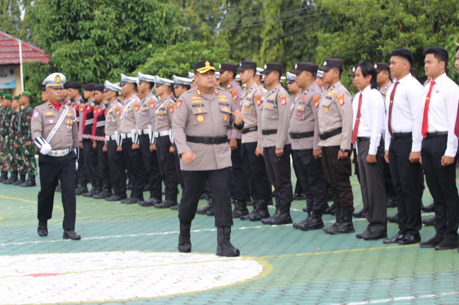 Mudik Tenang, Polres Bengkulu Utara Buka Layanan Titip Kendaraan dan Gelar Pasar Murah