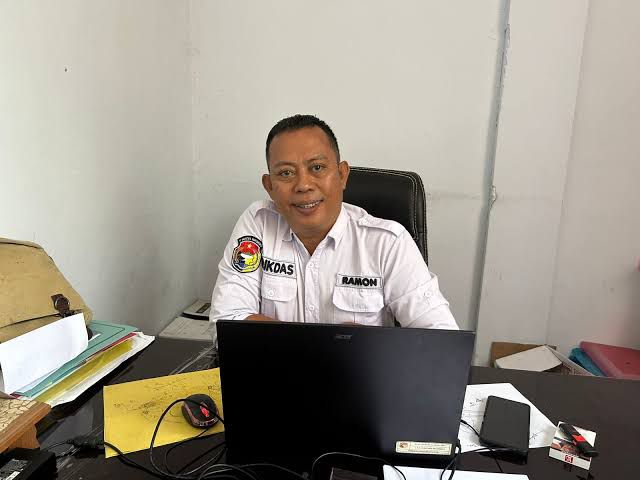 8.150 Siswa SD dan SMP di Mukomuko Dapat Seragam Sekolah Gratis Tahun Ajaran 2025