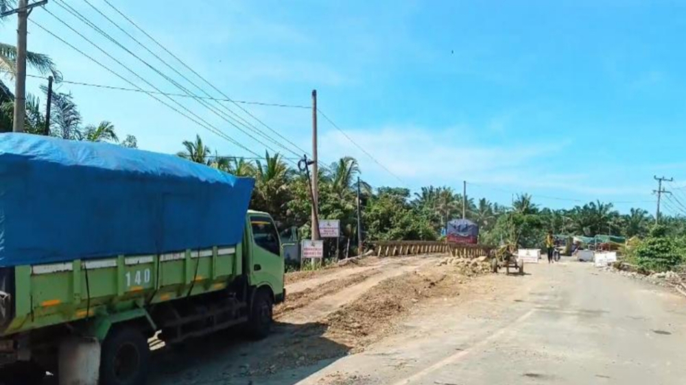 Sempat Lumpuh Akibat Jembatan Sementara Jebol, Akses Jalan Kota Bengkulu - Bengkulu Utara Kini Sudah Normal