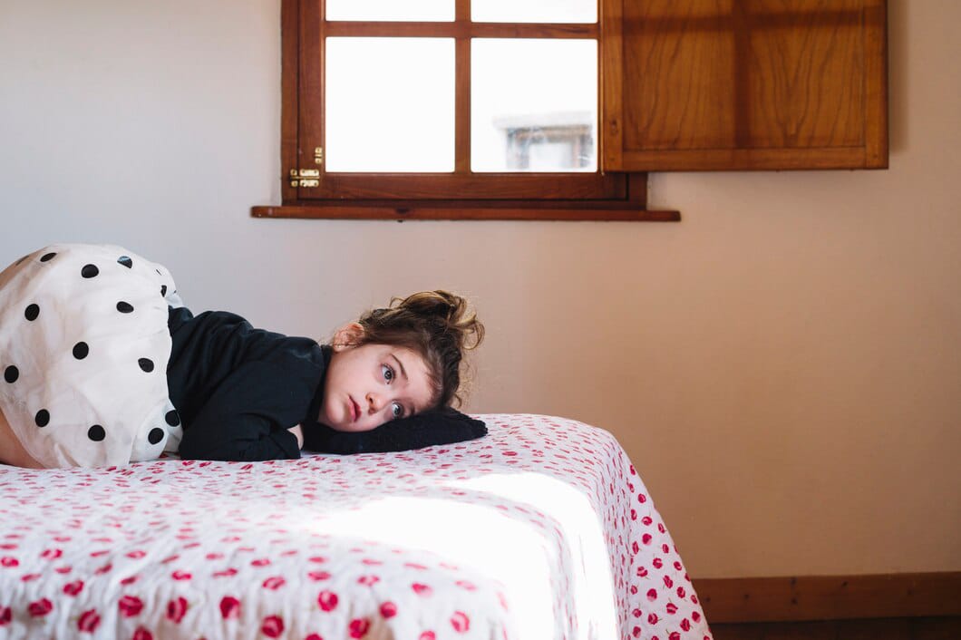 Hindari Kekerasan, 5 Cara Menenangkan Anak yang Tantrum Menjelang Tidur