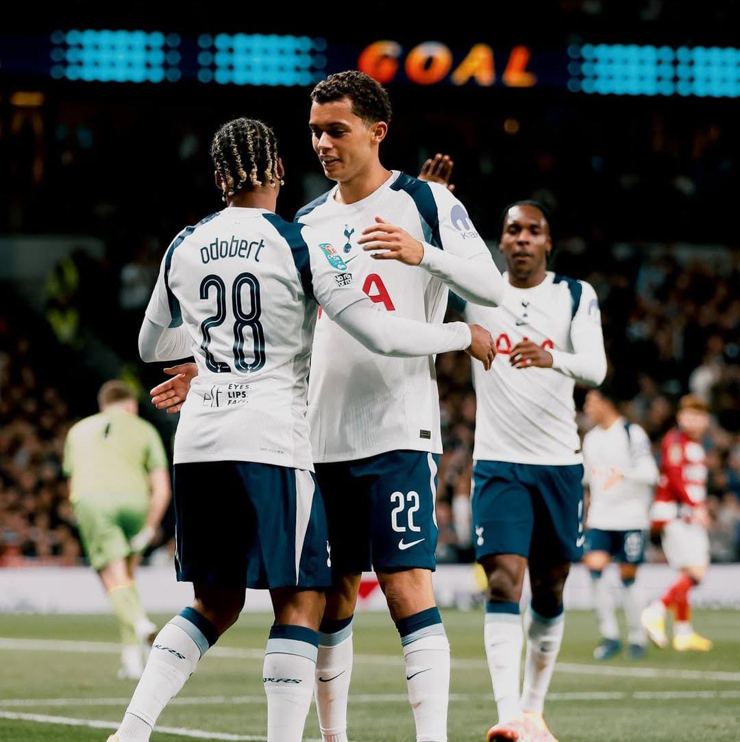 Tampil Superior! Tottenham Melaju ke Putaran 4 Carabao Cup Usai Bungkam Doncaster Tanpa Balas 