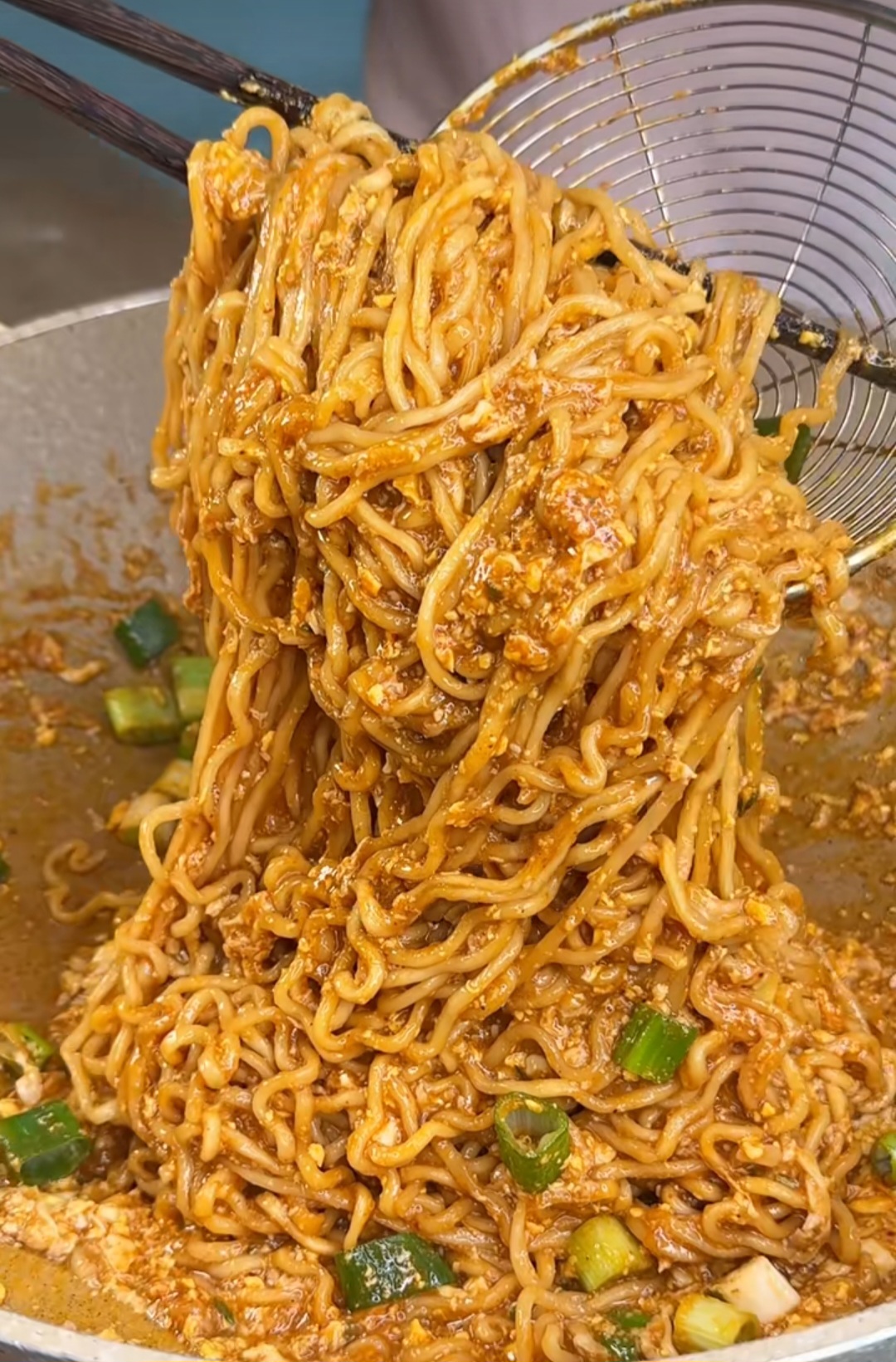 Resep Indomie Caksu, Hidangan Nikmat Asal Surabaya yang Bisa Dibuat di Rumah!