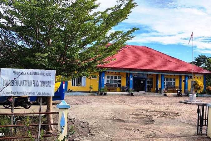 Stok Blanko KTP-el di Mukomuko Aman, Disdukcapil Siapkan 8.000 Keping untuk Juli 2025