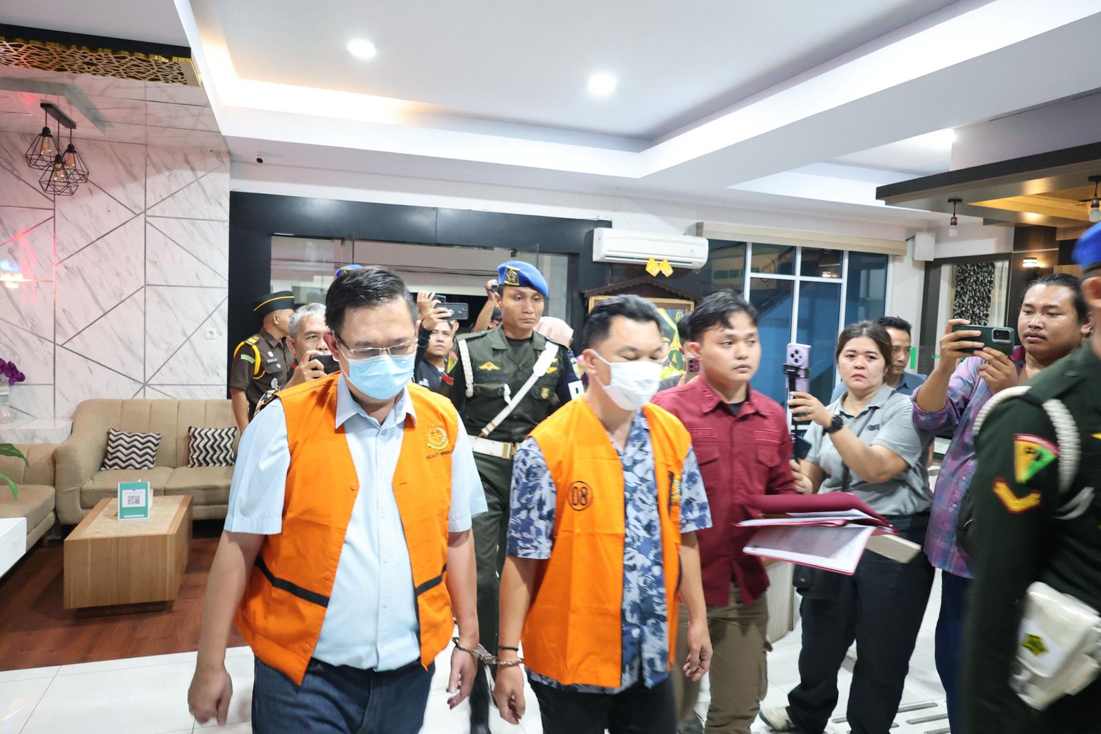 BREAKING NEWS: 5 Tersangka Korupsi Tambang Batu Bara Rp500 Miliar Ditahan Kejati, Ada Bos Tambang Bebby Hussy